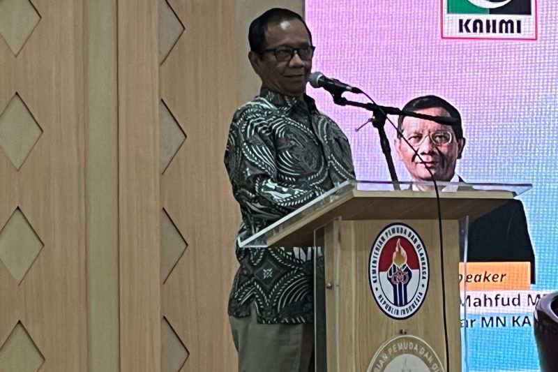 Mahfud Md sebut pergantian pemerintahan momentum perbaiki demokrasi Mahfud Md sebut pergantian pemerintahan momentum perbaiki demokrasi