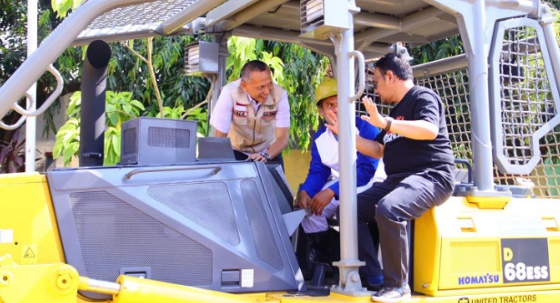 Pemkab Kudus kucurkan Rp7,8 miliar untuk pengadaan alat berat dan damkar Pemkab Kudus kucurkan Rp7,8 miliar untuk pengadaan alat berat dan damkar
