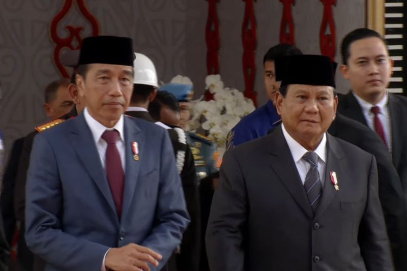 Jokowi dan Prabowo makan malam bahas kebersamaan dan keberlanjutan Jokowi dan Prabowo makan malam bahas kebersamaan dan keberlanjutan