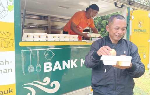 Penuhi gizi mustahik, BAZNAS distribusikan 2.500 paket Sajian Berkah Bergizi Penuhi gizi mustahik, BAZNAS distribusikan 2.500 paket Sajian Berkah Bergizi