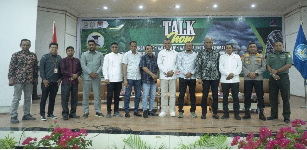 Talk show bahas PAD, dua paslon wali kota Lhokseumawe dan wakil tak hadir Talk show bahas PAD, dua paslon wali kota Lhokseumawe dan wakil tak hadir
