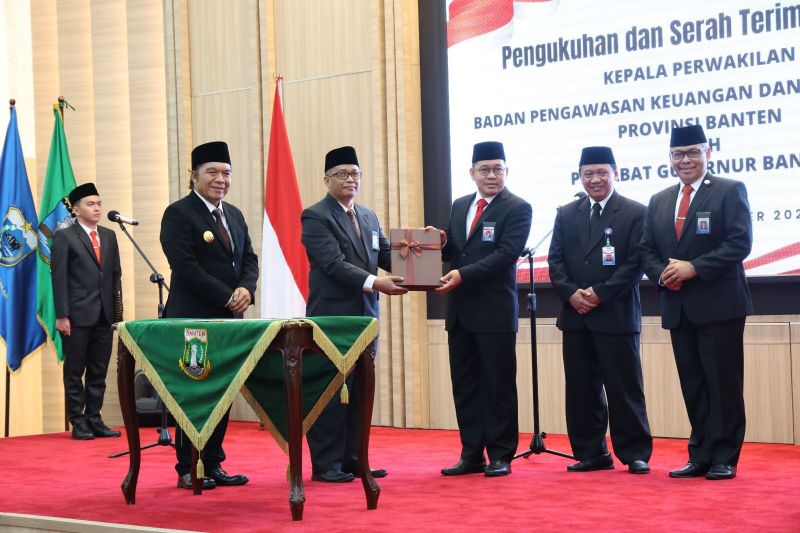 Pj Gubernur Al Muktabar kukuhkan Kepala BPKP Provinsi Banten Pj Gubernur Al Muktabar kukuhkan Kepala BPKP Provinsi Banten