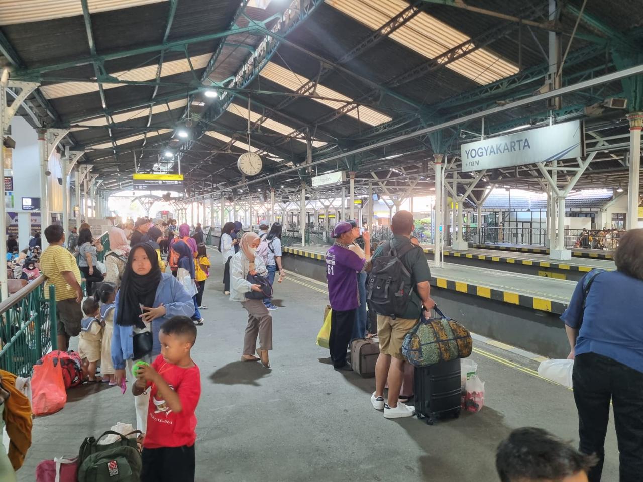 Hingga triwulan ke-3 2024, Daop 6 layani 5 juta penumpang Hingga triwulan ke-3 2024, Daop 6 layani 5 juta penumpang