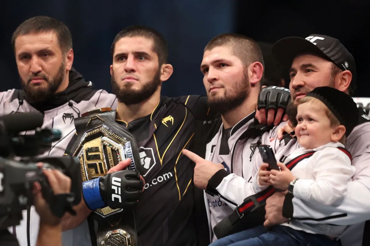 Khabib sebut Islam Makhachev kembali pertahankan juara Januari 2025 Khabib sebut Islam Makhachev kembali pertahankan juara Januari 2025