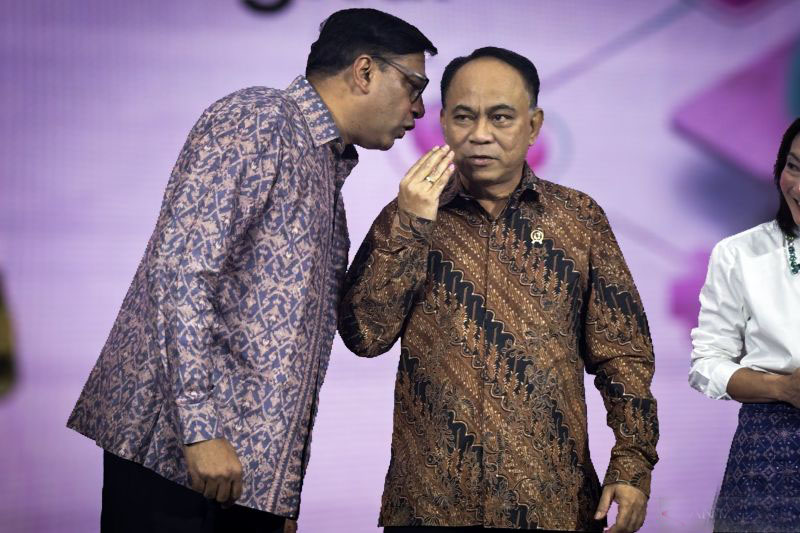 Menkominfo: Kasus curi data kartu SIM kesalahan mitra nakal Indosat