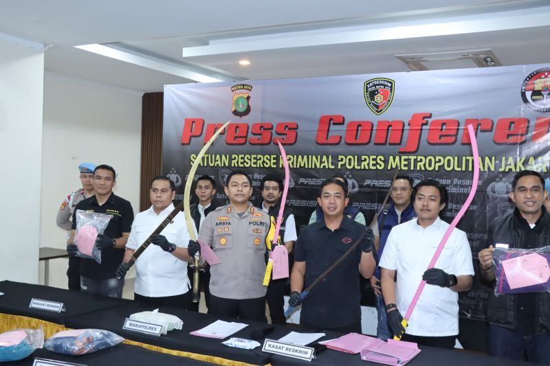 Tawuran dipicu ajakan melalui media sosial masih marak Tawuran dipicu ajakan melalui media sosial masih marak
