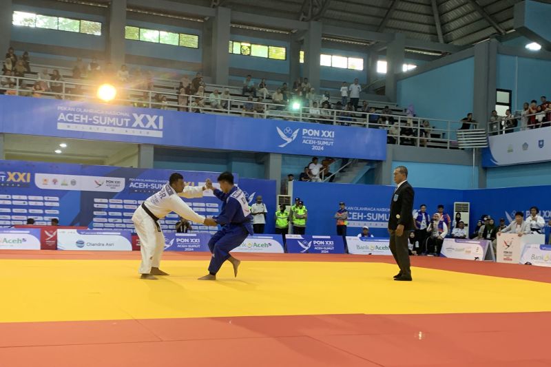 Judo - DKI tambah medali emas di hari terakhir nomor beregu campuran Judo - DKI tambah medali emas di hari terakhir nomor beregu campuran