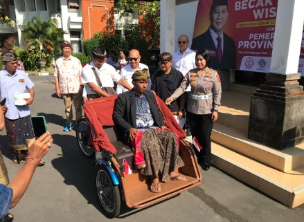 PBLI luncurkan becak listrik wisata ramah lingkungan PBLI luncurkan becak listrik wisata ramah lingkungan