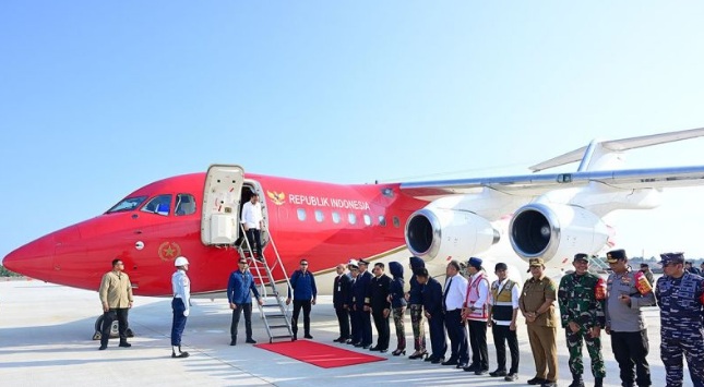 Presiden perintahkan Menhub ubah status Bandara IKN jadi komersial Presiden perintahkan Menhub ubah status Bandara IKN jadi komersial