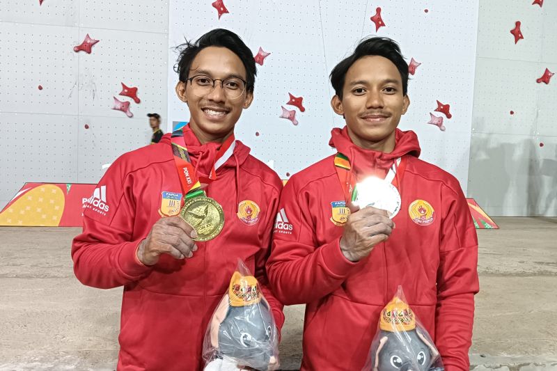 Pesona Spiderman kembar bersaudara kontingen Papua Pesona Spiderman kembar bersaudara kontingen Papua