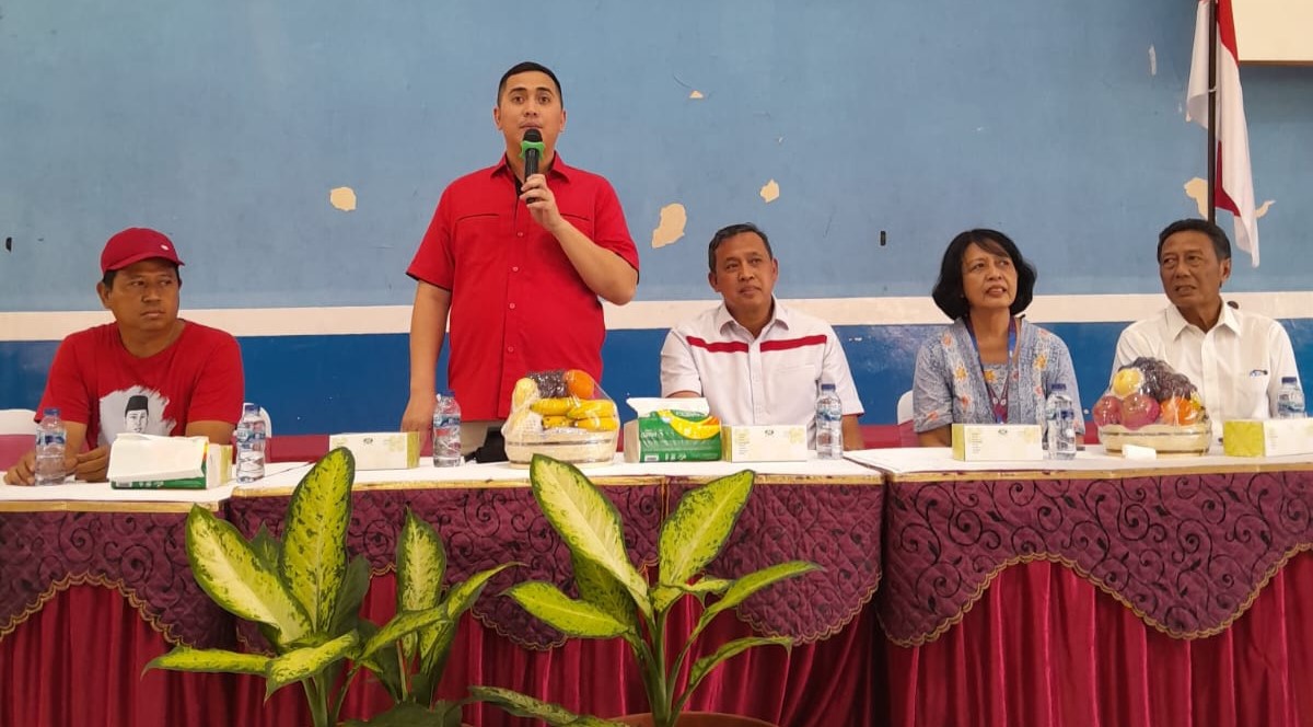 Anggota DPRD Jabar Ahmad Faishal salurkan 2.500 PIP untuk siswa Kota Bekasi Anggota DPRD Jabar Ahmad Faishal salurkan 2.500 PIP untuk siswa Kota Bekasi