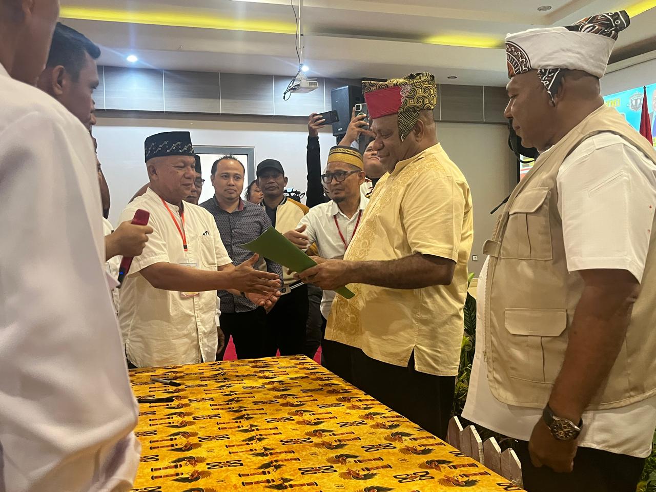 Ribuan warga Sulut dan Nusantara dukung Mathius Derek Fakiri dan Aryoko Rumaropen