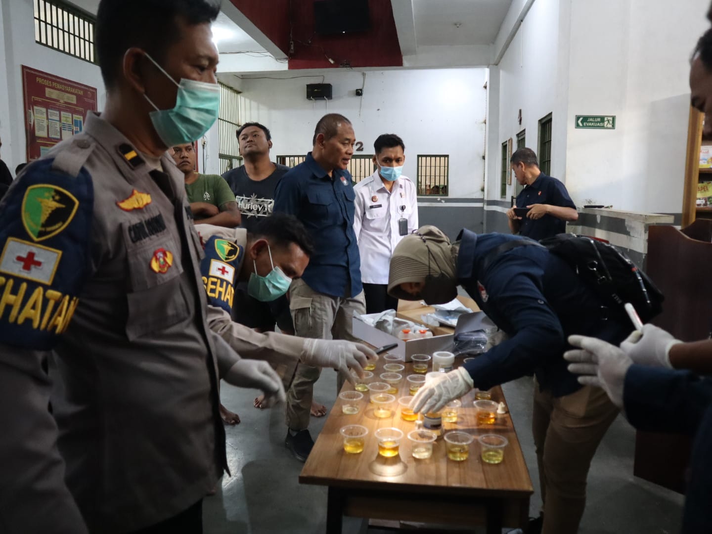 Antisipasi narkoba, 83 tahanan dan warga binaan Rutan Boyolali jalani tes urine Antisipasi narkoba, 83 tahanan dan warga binaan Rutan Boyolali jalani tes urine