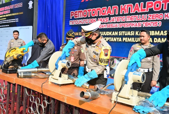 Tak ada tempat untuk knalpot brong di Jawa Tengah Tak ada tempat untuk knalpot brong di Jawa Tengah
