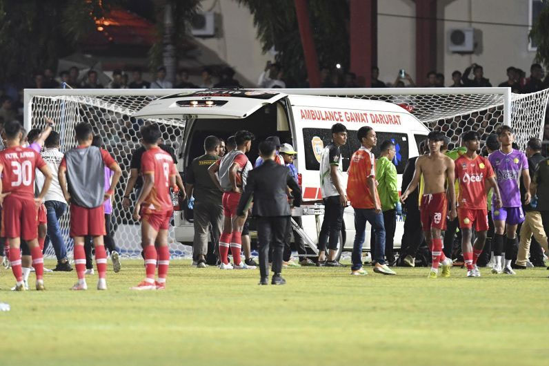 Pelatih Tim Sulteng: pemukulan wasit, spontanitas pemain Pelatih Tim Sulteng: pemukulan wasit, spontanitas pemain