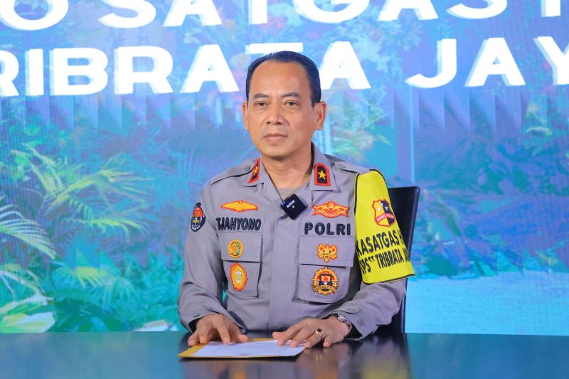 Polri sampaikan maaf soal rekayasa lalin selama kunjungan Paus Polri sampaikan maaf soal rekayasa lalin selama kunjungan Paus