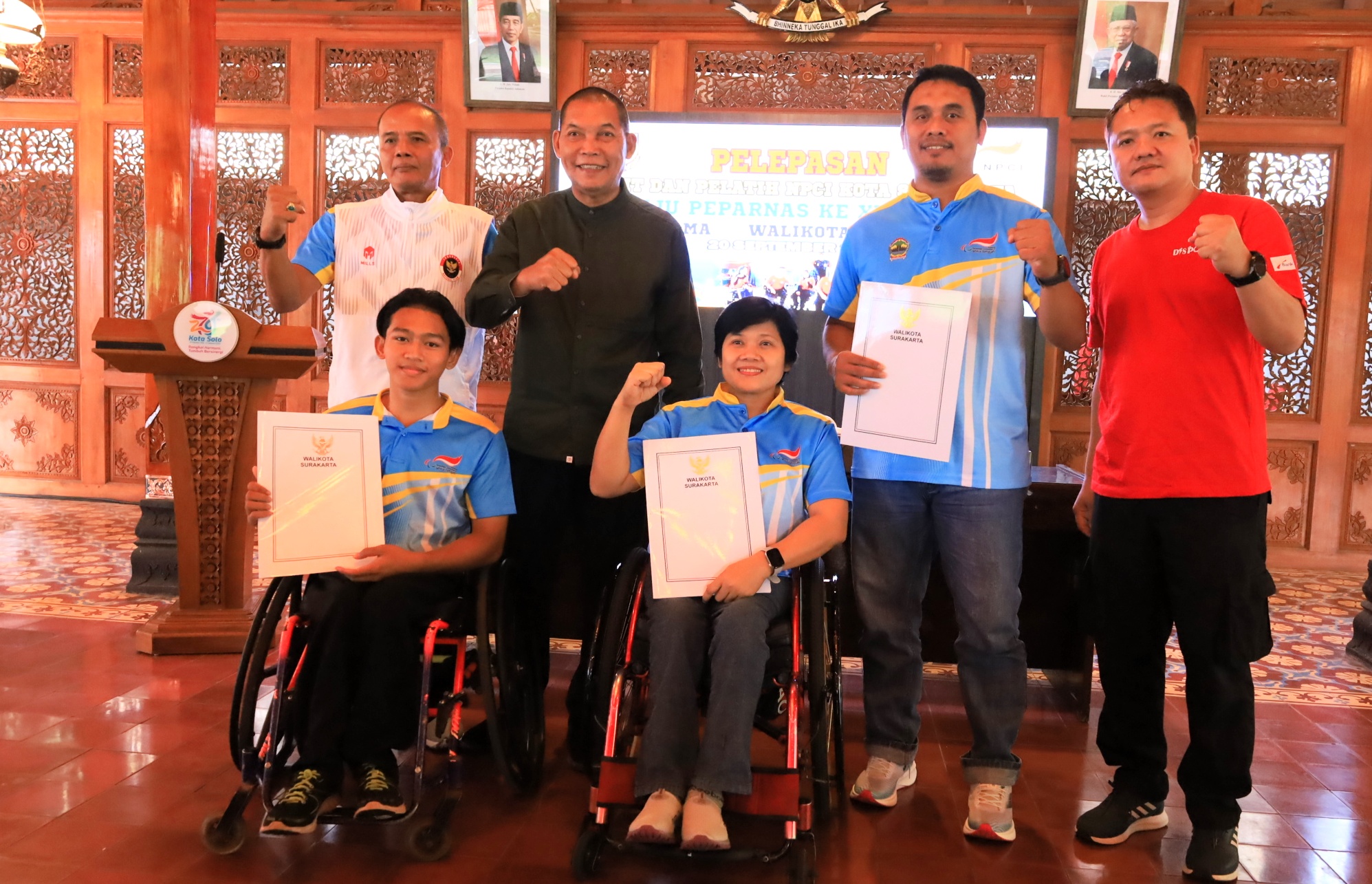 Kontingen disabilitas Kota Solo siap sumbang medali untuk juara umum Peparnas XVII Kontingen disabilitas Kota Solo siap sumbang medali untuk juara umum Peparnas XVII