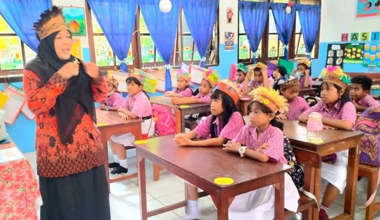 Melestarikan Bahasa Sentani dari sekolah Melestarikan Bahasa Sentani dari sekolah