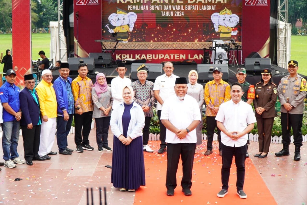KPU Langkat gelar deklarasi kampanye damai Pilkada 2024 KPU Langkat gelar deklarasi kampanye damai Pilkada 2024