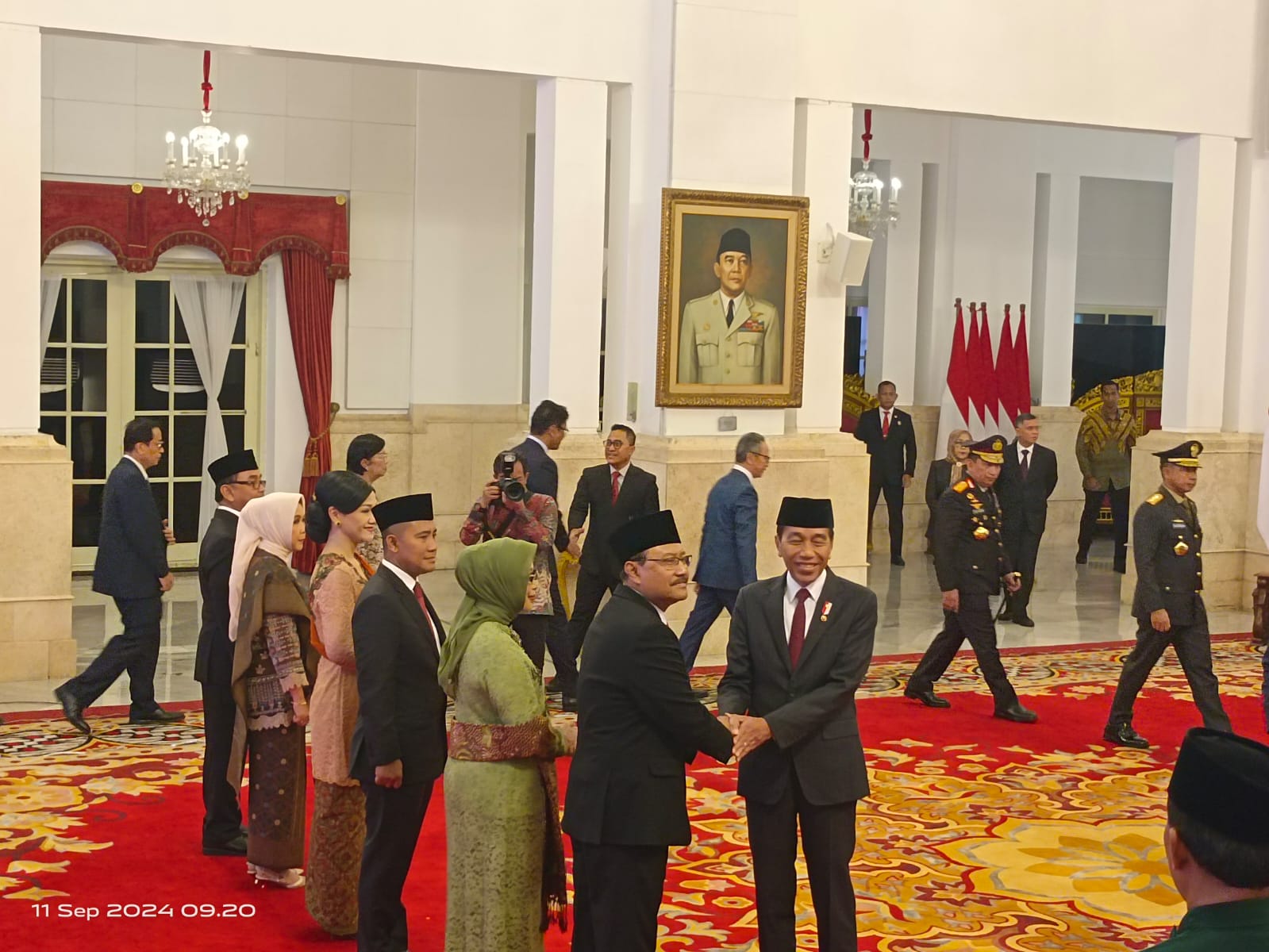 Presiden Joko Widodo melantik Saifullah Yusuf sebagai mensos baru dan Irjen Pol Edy Hartono sebagai kepala BNPT Presiden Joko Widodo melantik Saifullah Yusuf sebagai mensos baru dan Irjen Pol Edy Hartono sebagai kepala BNPT