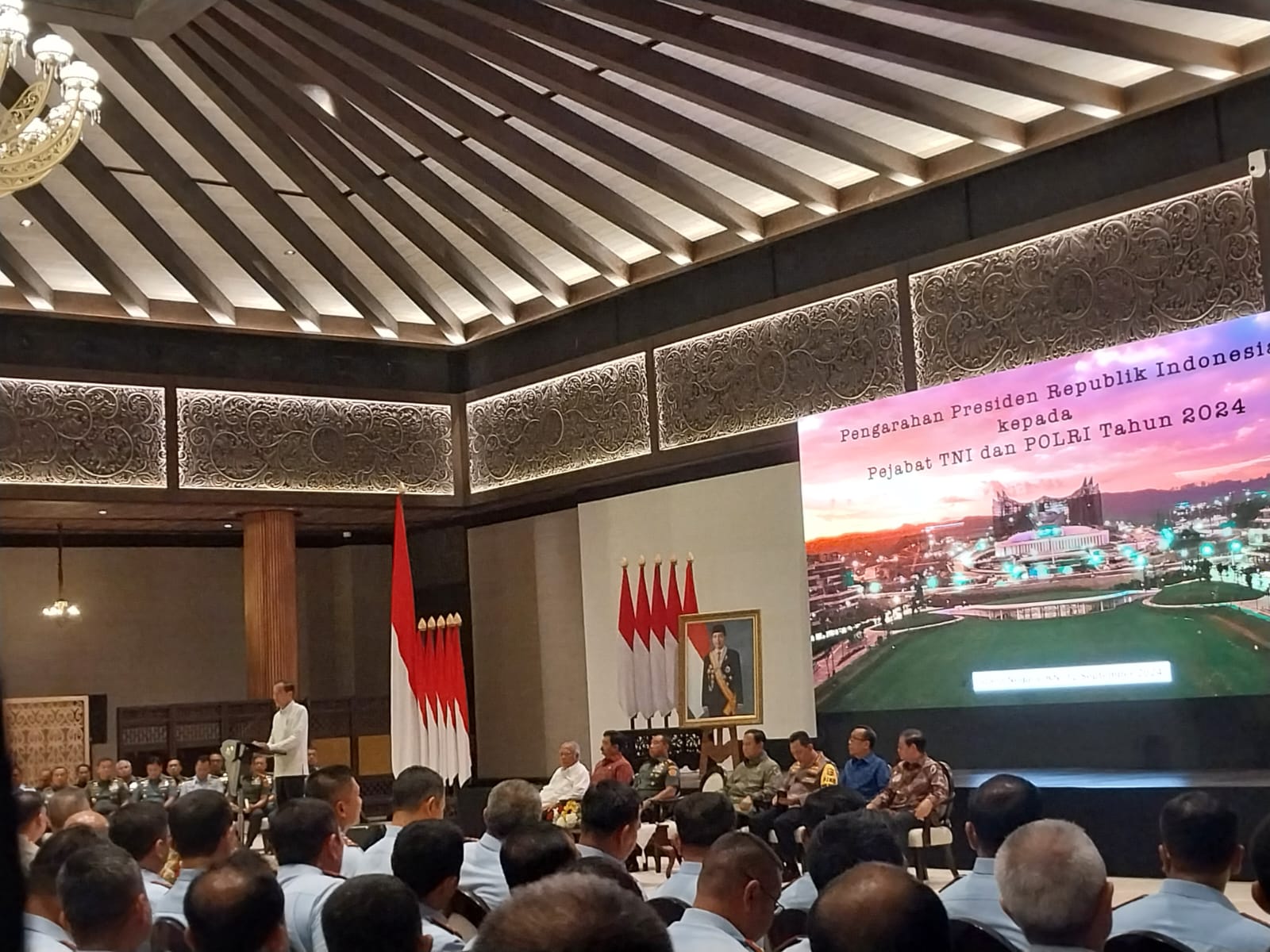 Presiden Jokowi tekankan semangat perbaiki citra Polri/TNI Presiden Jokowi tekankan semangat perbaiki citra Polri/TNI