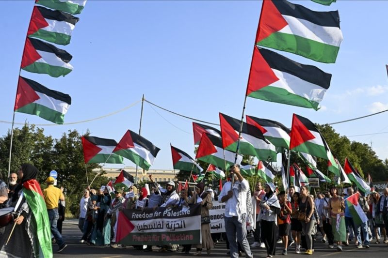 Protes meluas di Eropa menentang serangan Israel di Gaza dan Lebanon Protes meluas di Eropa menentang serangan Israel di Gaza dan Lebanon
