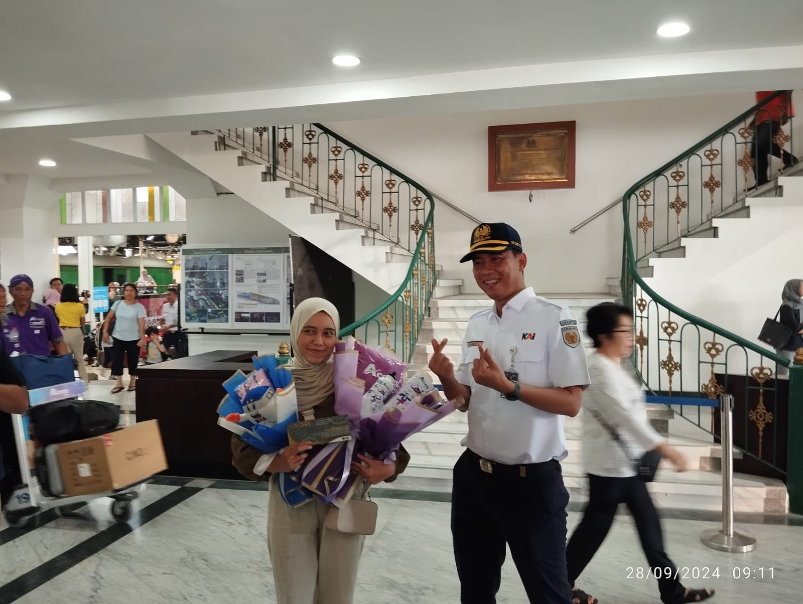 HUT ke-79, KAI bagi-bagi hadiah di Stasiun Yogyakarta HUT ke-79, KAI bagi-bagi hadiah di Stasiun Yogyakarta
