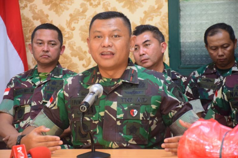 Satgas Pamtas TNI AD di Kalbar gagalkan paket narkoba gunakan drone Satgas Pamtas TNI AD di Kalbar gagalkan paket narkoba gunakan drone