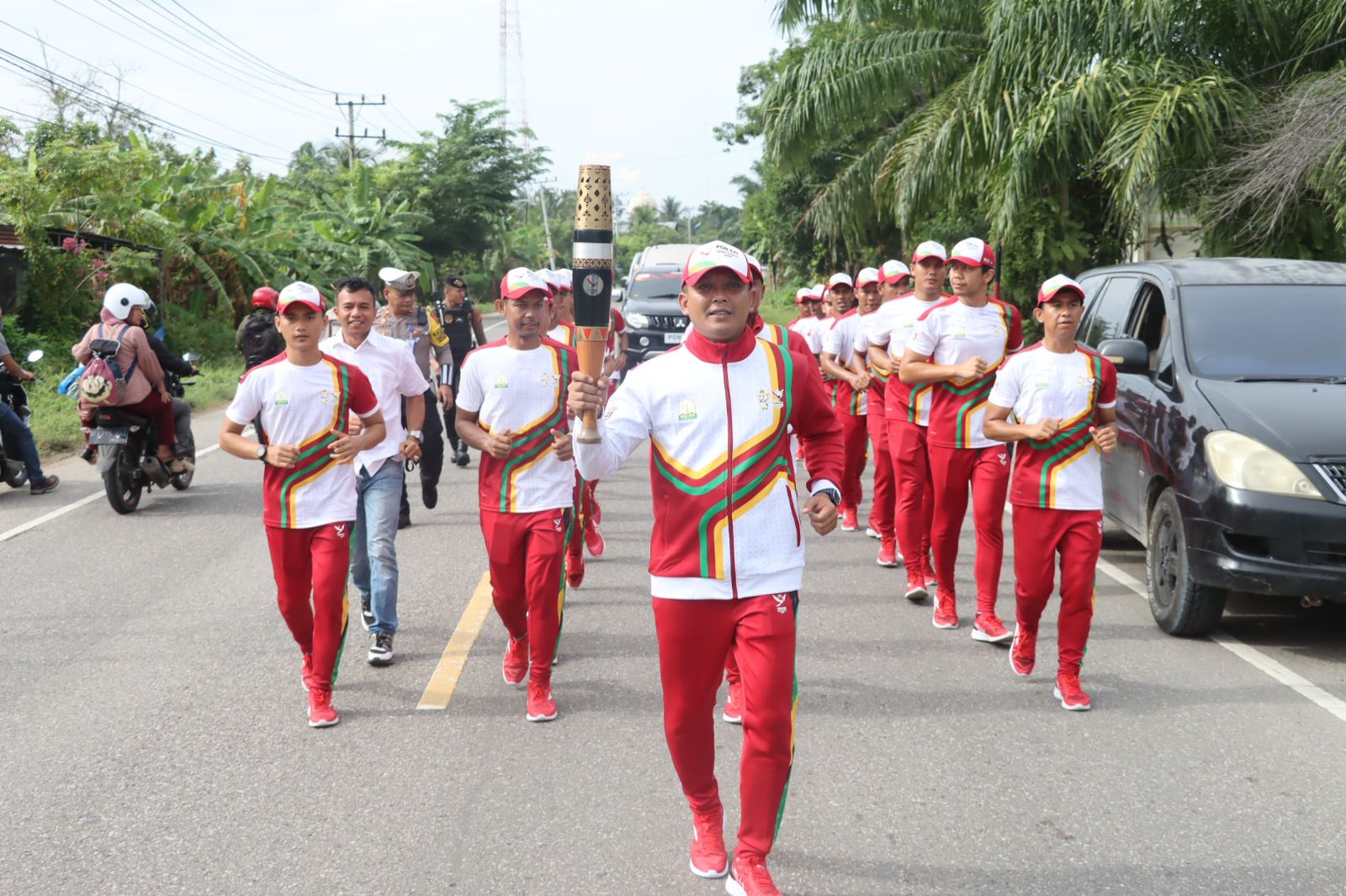 Kapolres Aceh Utara hadiri upacara kirab api Pon XXI Aceh-Sumut 2024 Kapolres Aceh Utara hadiri upacara kirab api Pon XXI Aceh-Sumut 2024