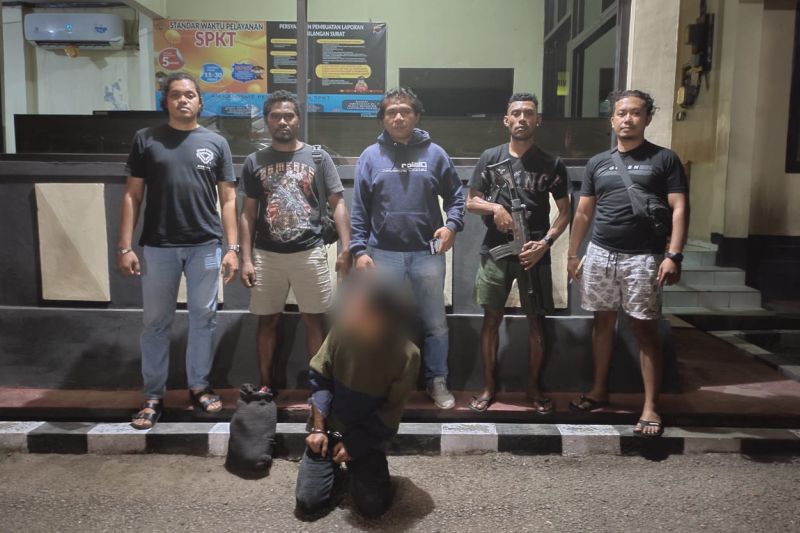 Polisi tangkap pelaku penganiaya anak usia 10 tahun di Manggarai Barat Polisi tangkap pelaku penganiaya anak usia 10 tahun di Manggarai Barat