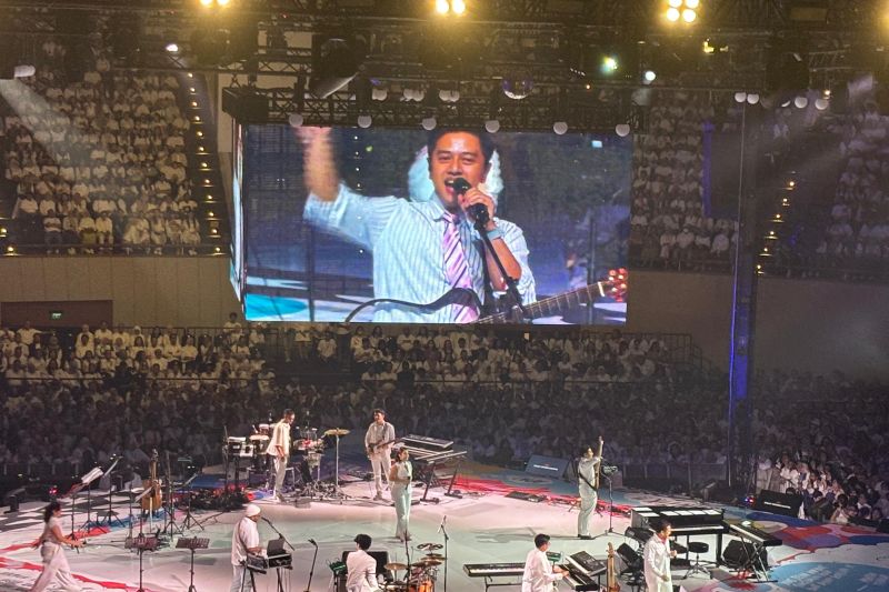 konser Kahitna 2 Tahun Menuju 40 dimeriahkan HiVi! hingga RAN konser Kahitna 2 Tahun Menuju 40 dimeriahkan HiVi! hingga RAN