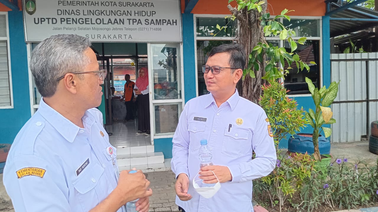 Pjs Walikota Solo Dhoni bertugas pertama jalankan agenda Pilkada dan Peparnas XVII Pjs Walikota Solo Dhoni bertugas pertama jalankan agenda Pilkada dan Peparnas XVII
