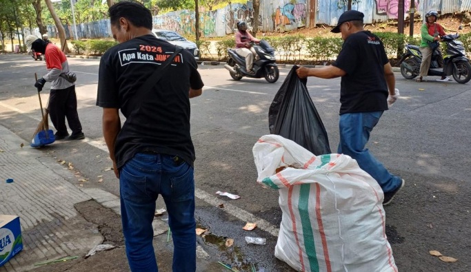 Deklarasi Kampanye Damai, Relawan Luthfi-Taj Yasin ini kembali lakukan aksi simpatik Deklarasi Kampanye Damai, Relawan Luthfi-Taj Yasin ini kembali lakukan aksi simpatik