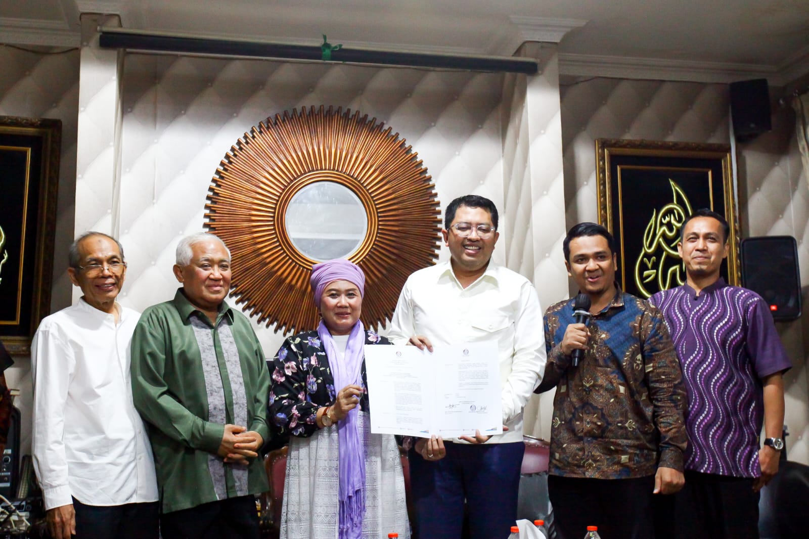 Resmi dukung pasangan Luluk Nur Hamidah dan Lukmanul Hakim di Pilgub Jatim