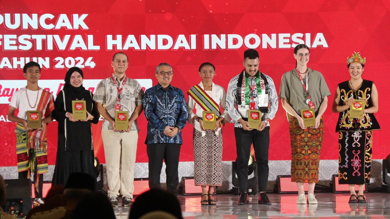 Sebanyak 43 negara Ikuti Lomba Berbahasa Indonesia di Bali Sebanyak 43 negara Ikuti Lomba Berbahasa Indonesia di Bali