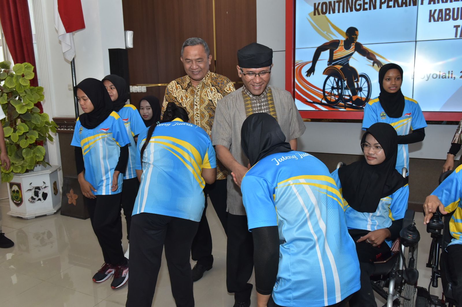 Targetkan 10 medali emas, Bupati lepas 13 atlet Boyolali berlaga di Peparnas XVII Jateng Targetkan 10 medali emas, Bupati lepas 13 atlet Boyolali berlaga di Peparnas XVII Jateng