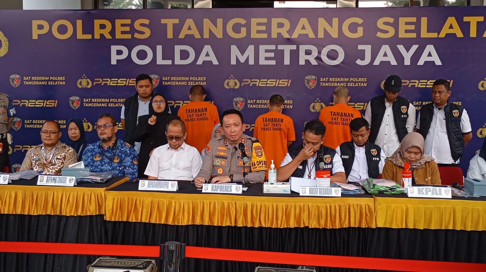 Polisi tangkap pelaku penculik dan pencabulan anak di Tangsel Polisi tangkap pelaku penculik dan pencabulan anak di Tangsel