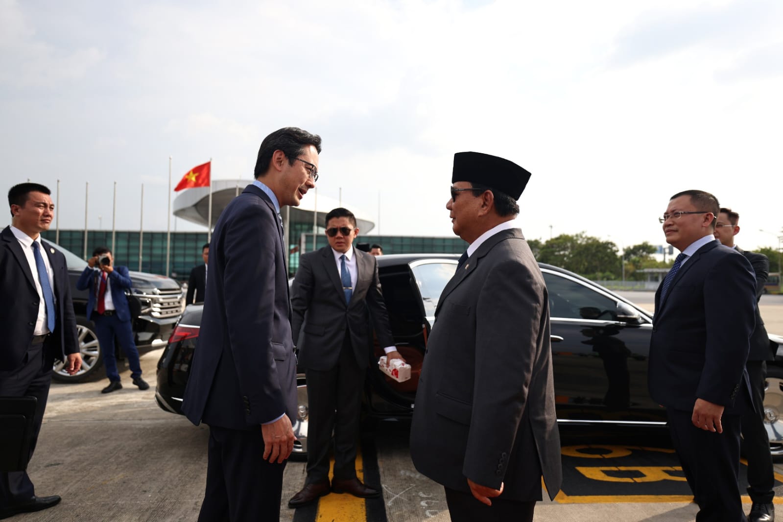 Menhan Prabowo lakukan kunjungan kerja ke Vietnam Menhan Prabowo lakukan kunjungan kerja ke Vietnam