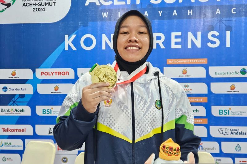 Dewani sempat didera kecemasan sebelum akhirnya raih medali emas Dewani sempat didera kecemasan sebelum akhirnya raih medali emas