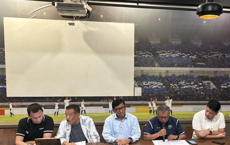 Persib minta korban pelecehan verbal oleh steward lapor ke polisi Persib minta korban pelecehan verbal oleh steward lapor ke polisi
