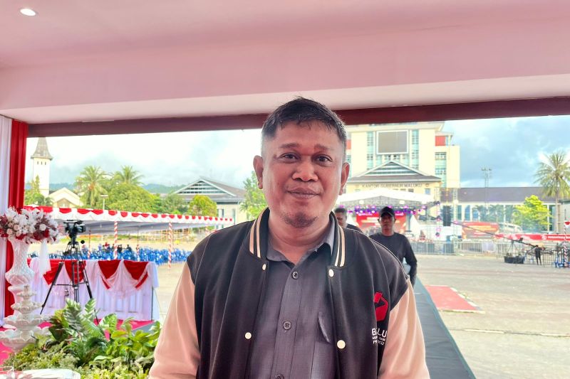 Bawaslu Maluku kaji laporan dugaan pelanggaran calon wagub Vanath Bawaslu Maluku kaji laporan dugaan pelanggaran calon wagub Vanath