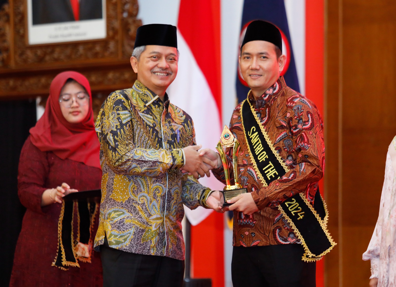 Ketua KPI Pusat dinobatkan sebagai Santri Inspiratif 2024 Ketua KPI Pusat dinobatkan sebagai Santri Inspiratif 2024