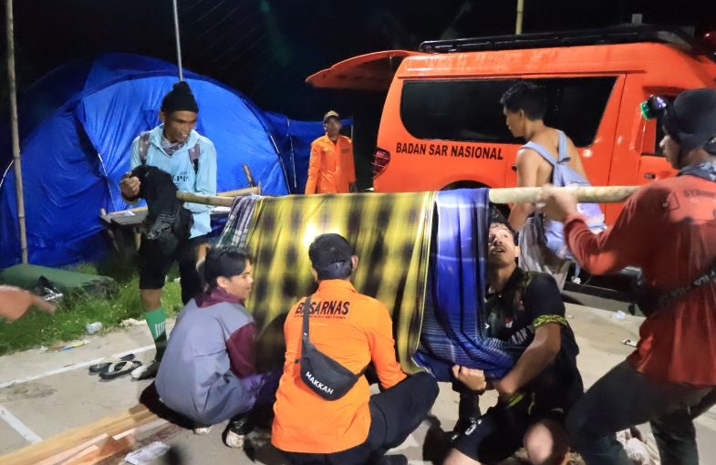 Kepala Desa mengkonfirmasi 11 korban meninggal akibat longsor tambang emas Kepala Desa mengkonfirmasi 11 korban meninggal akibat longsor tambang emas