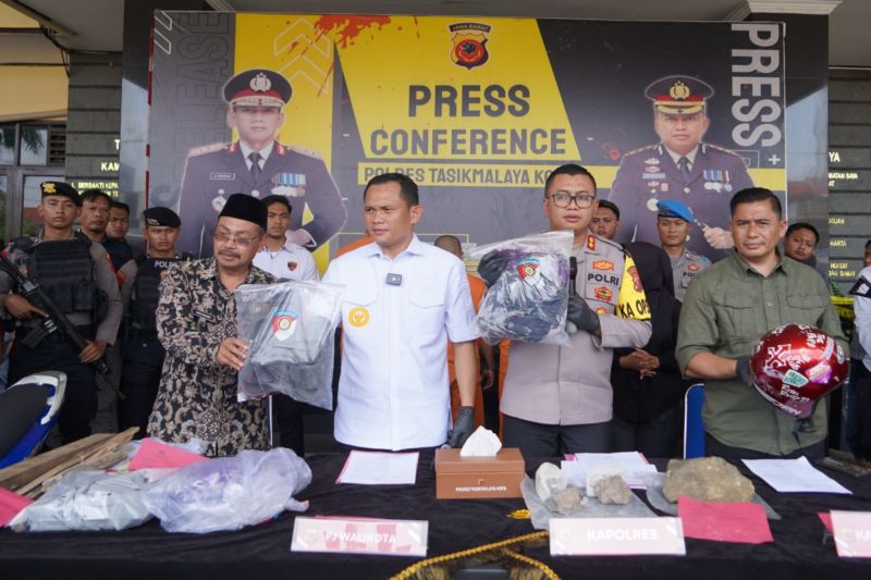 Polisi tetapkan sembilan tersangka kasus pelajar tewas di Tasikmalaya Polisi tetapkan sembilan tersangka kasus pelajar tewas di Tasikmalaya