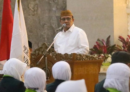 Penjabat Bupati Kudus Muhammad Hasan Chabibie raih Santri of the Year 2024 Penjabat Bupati Kudus Muhammad Hasan Chabibie raih Santri of the Year 2024