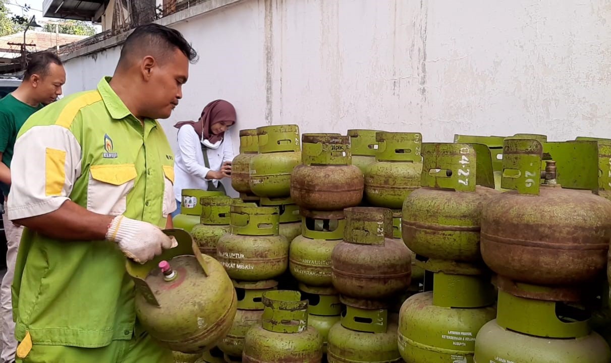 Hiswana Migas Solo pastikan tambahan pasokan LPG 3 semua pangkalan aman Hiswana Migas Solo pastikan tambahan pasokan LPG 3 semua pangkalan aman