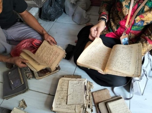Lestarikan budaya, Perpustakaan Brebes lakukan penelusuran naskah kuno Lestarikan budaya, Perpustakaan Brebes lakukan penelusuran naskah kuno