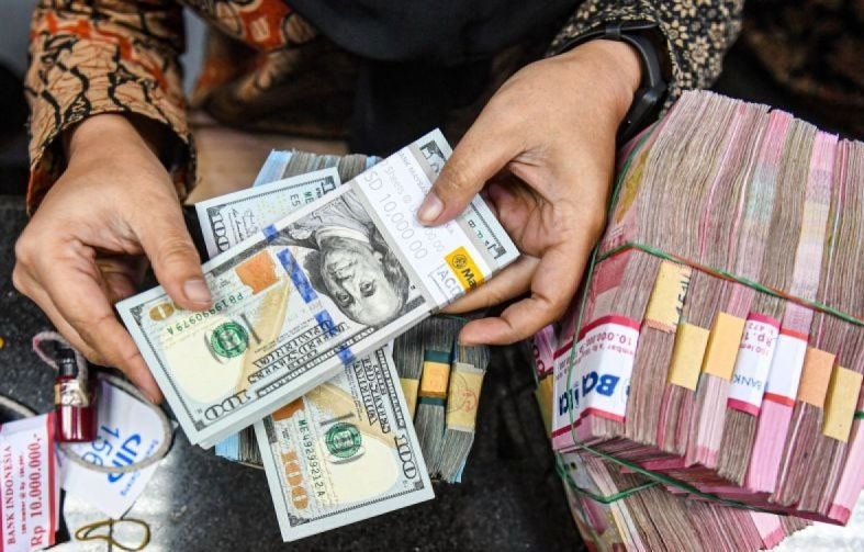 Rupiah Rabu pagi menanjak 5 poin jadi Rp15.330 per dolar AS Rupiah Rabu pagi menanjak 5 poin jadi Rp15.330 per dolar AS