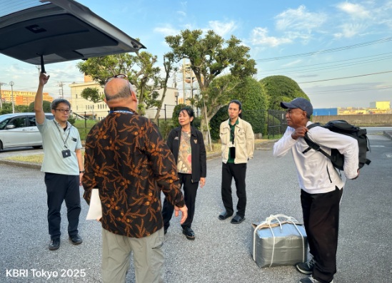 KBRI Tokyo fasilitasi pemulangan nelayan Bitung yang hanyut terkena badai KBRI Tokyo fasilitasi pemulangan nelayan Bitung yang hanyut terkena badai