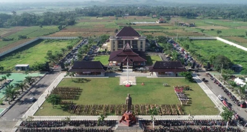 5 Agustus 1324: Kabupaten Blitar, Daerah Swatantra di bawah naungan Majapahit